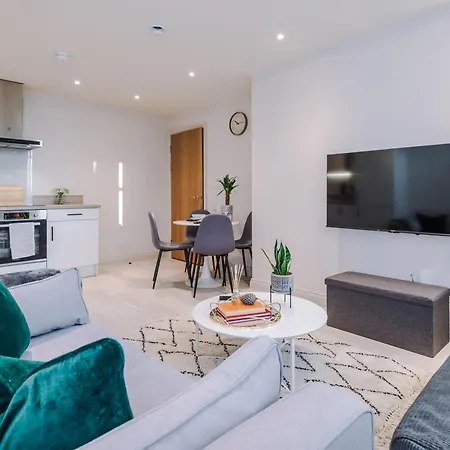 Beautifully Furnished Leeds Home Sleeps 5 Exterior photo