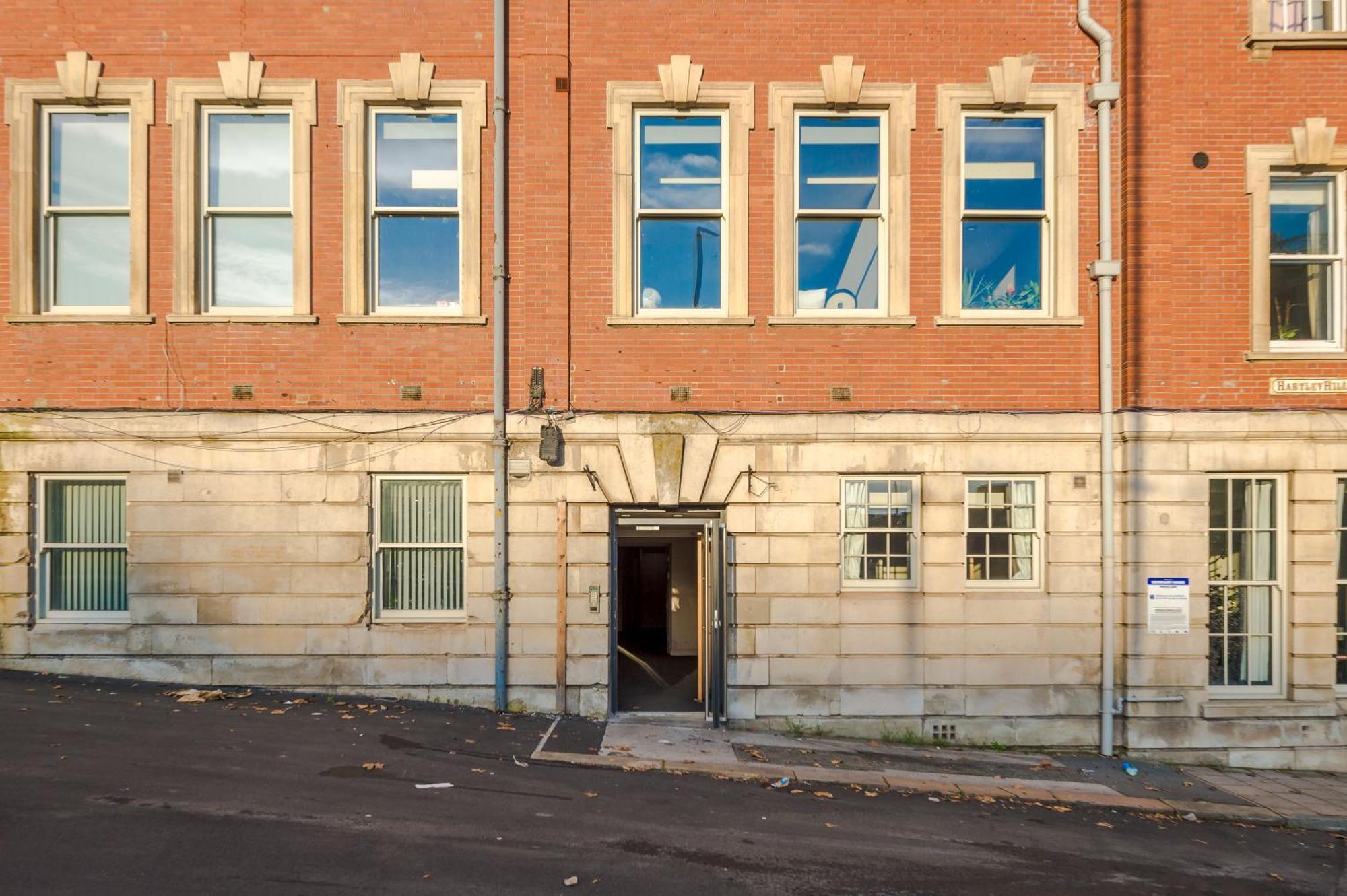 Apartment Beautifully Furnished Leeds Sleeps 5 Leeds (West Yorkshire)